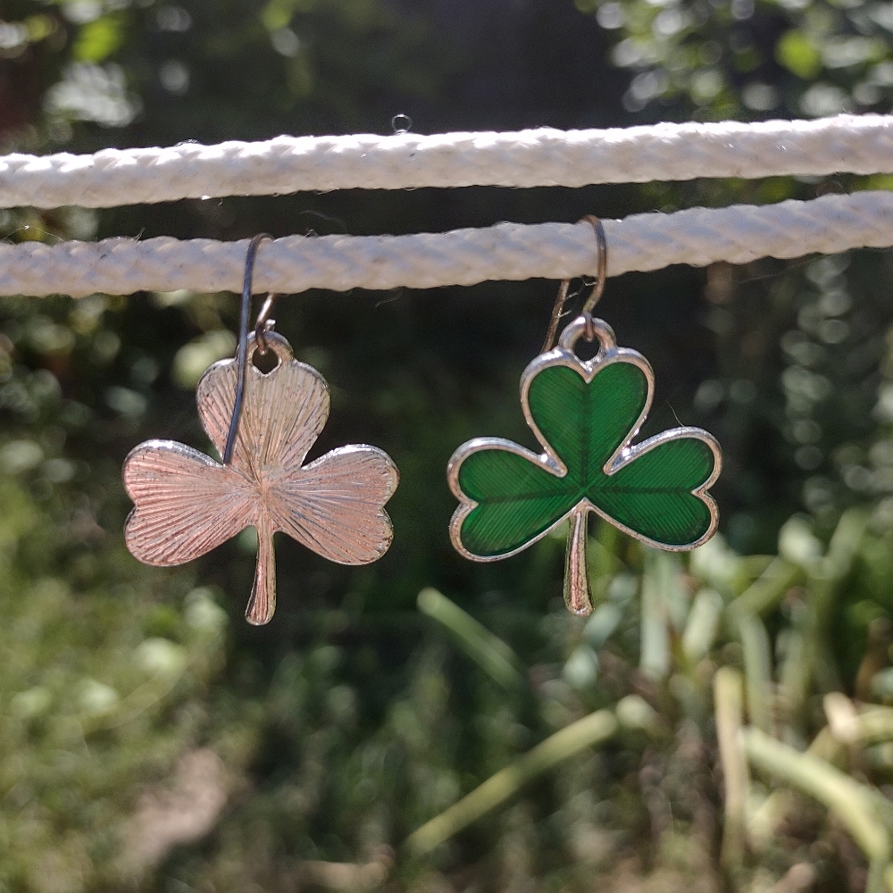 Clover earrings